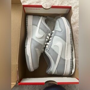 Nike Dunk Low GS : Grey Cloud size 6Y